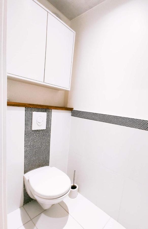T3 Au Centre Ville Avec Balcon, Parking Gratuit Quimper Kültér fotó
